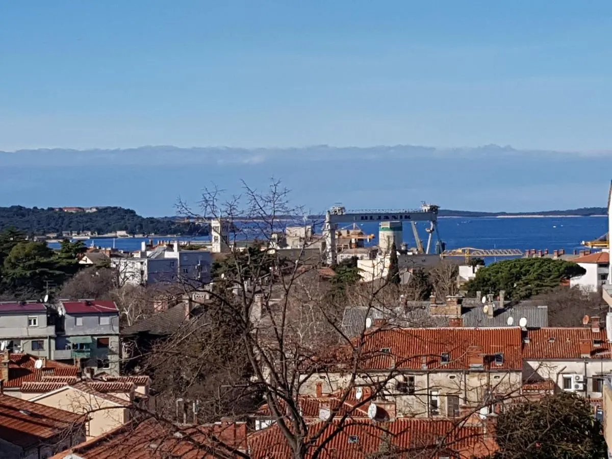 Apartman Monte Rizzi Apartment Pula 0*,